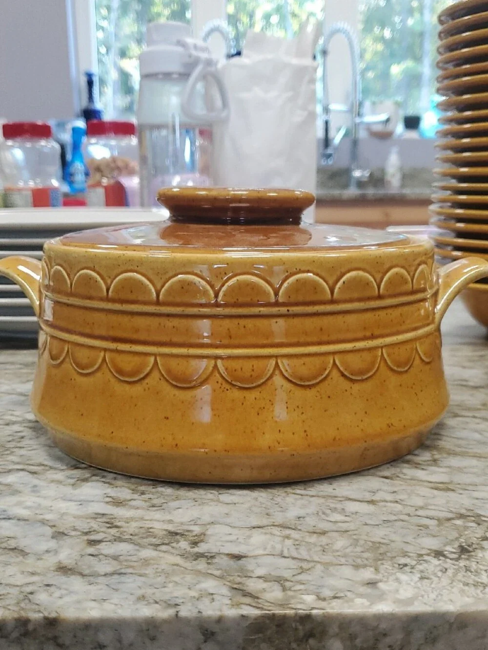 Homer Laughlin Covered Casserole Dish - Amber Gold